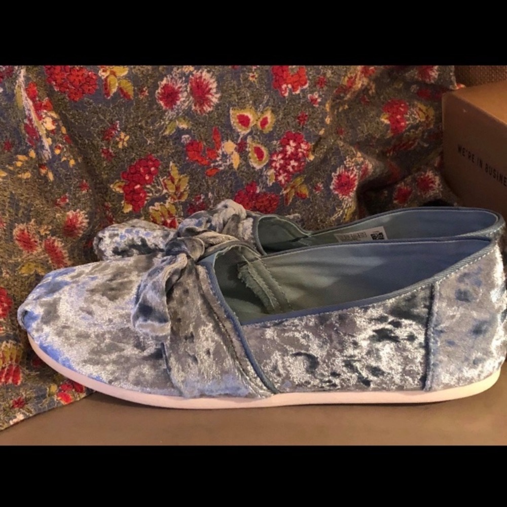 Toms Classic Frost Colored Crushed Velvet Shoes